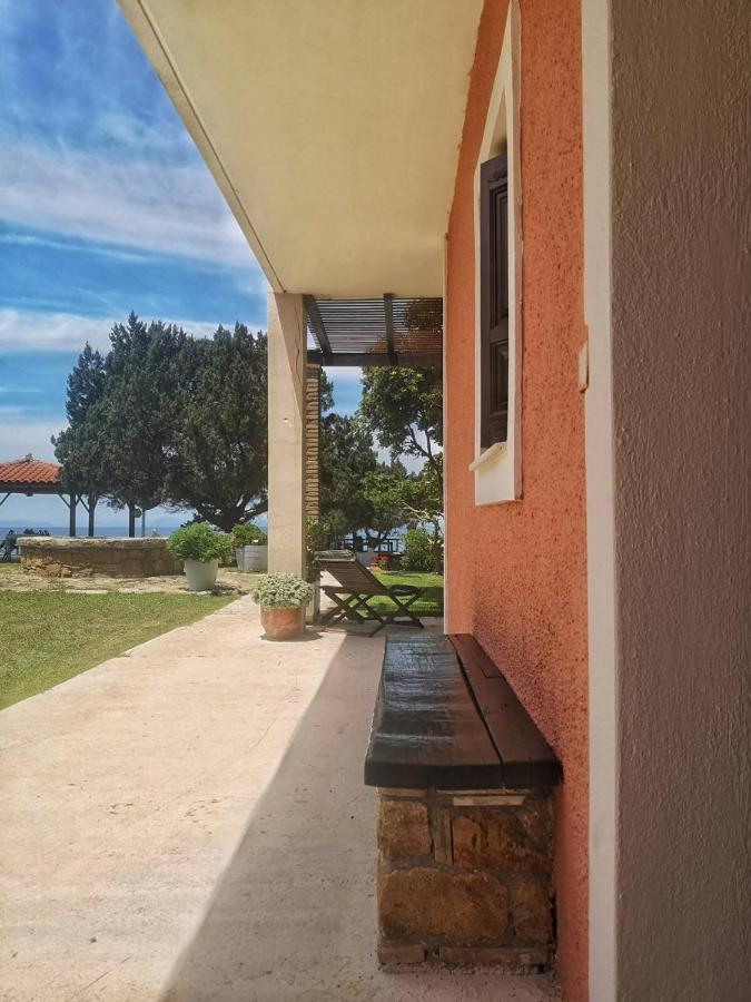 Genari Beach Apartments Levendokhórion Екстериор снимка