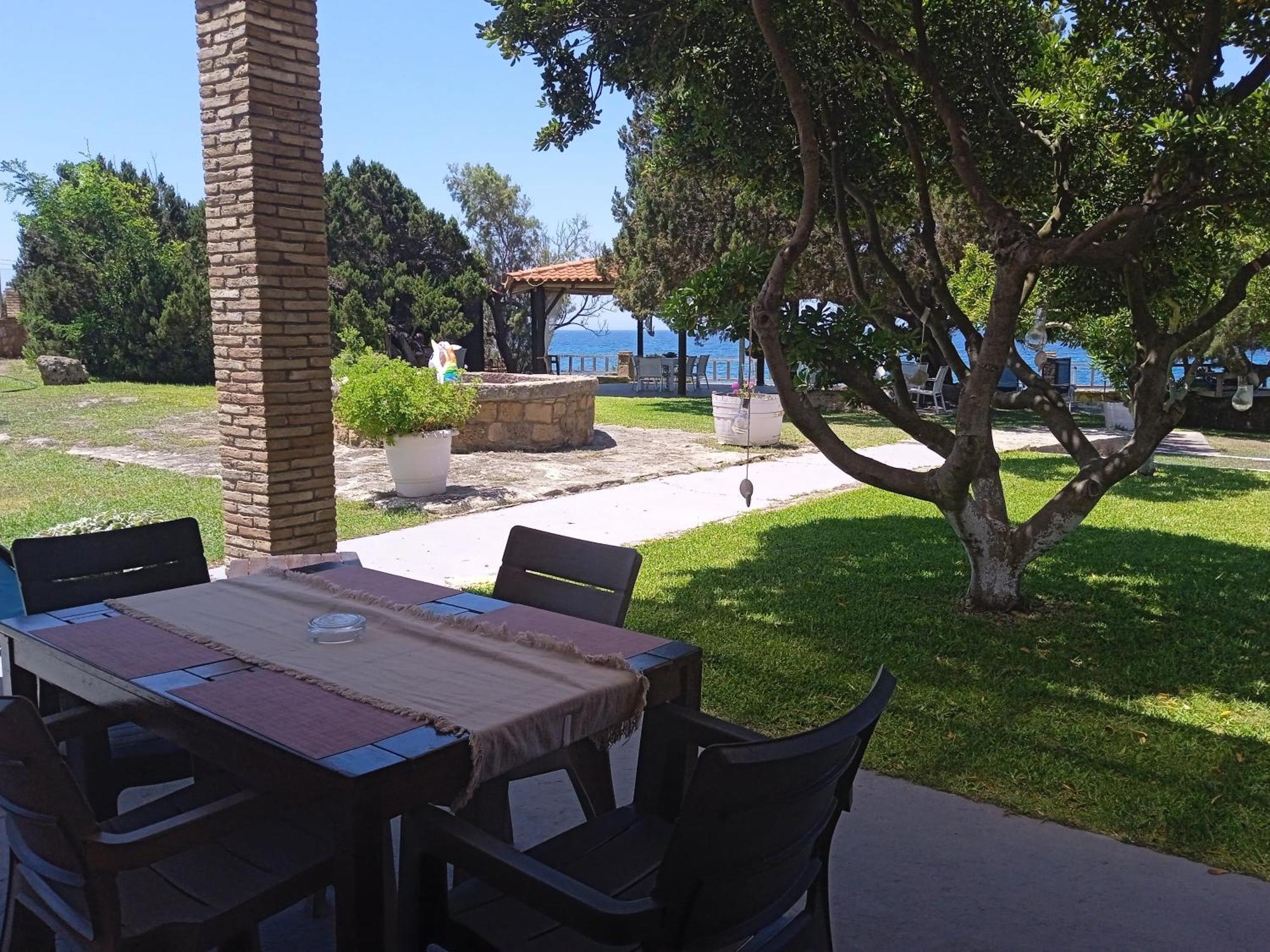 Genari Beach Apartments Levendokhórion Екстериор снимка